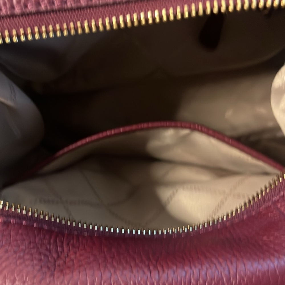 Michael Kors Beck Medium Leather Satchel Bag - Picture 9 of 11